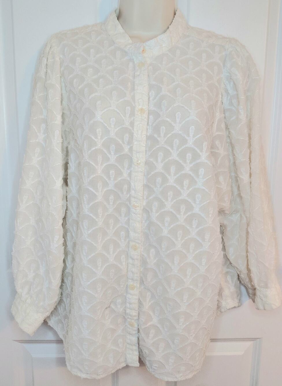 Anthropologie Pilcro Cream Scalloped Textured Button Up Blouse Top XL EUC Boho